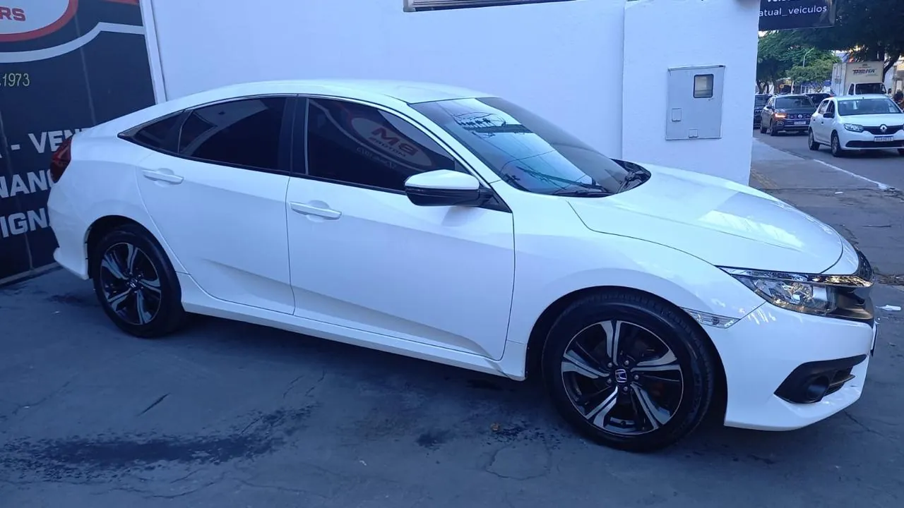 
								Honda Civic EX 2.0 total									
