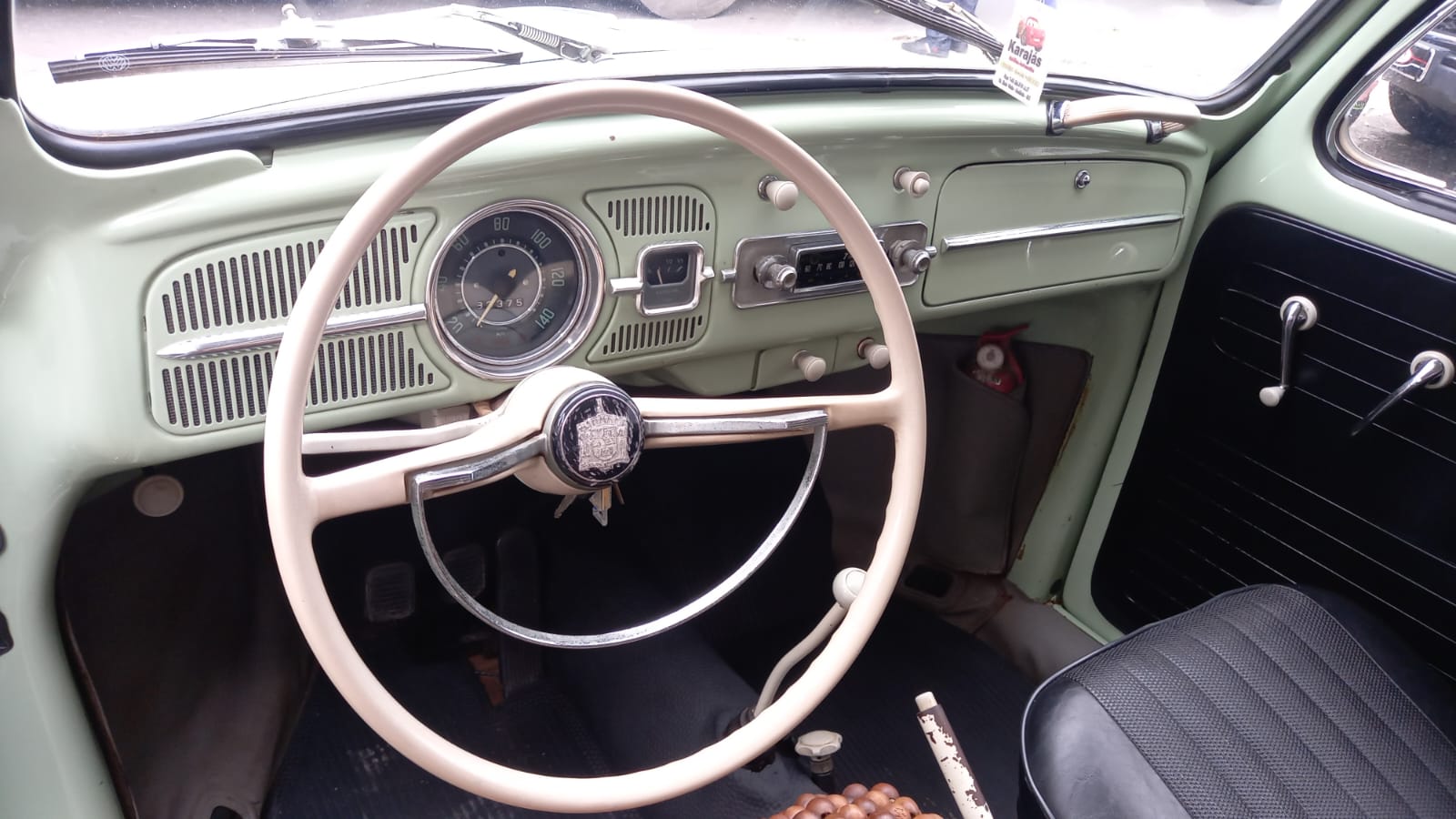 
								Fusca 1.300 total									