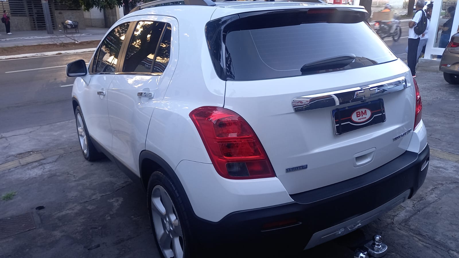 
								Tracker 1.8 LTZ 2015/2015 automático com teto Solar $58.900,00 total									