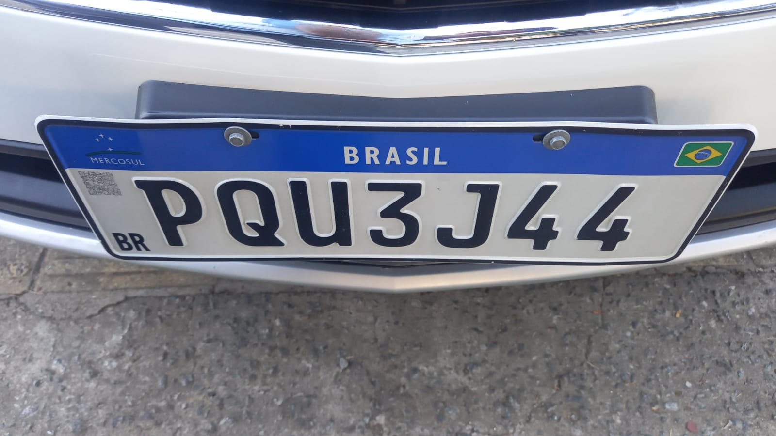 
								Tracker 1.8 LTZ 2015/2015 automático com teto Solar $58.900,00 total									
