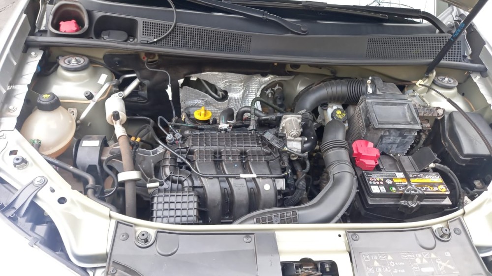 
								Sandero GTLine total									
