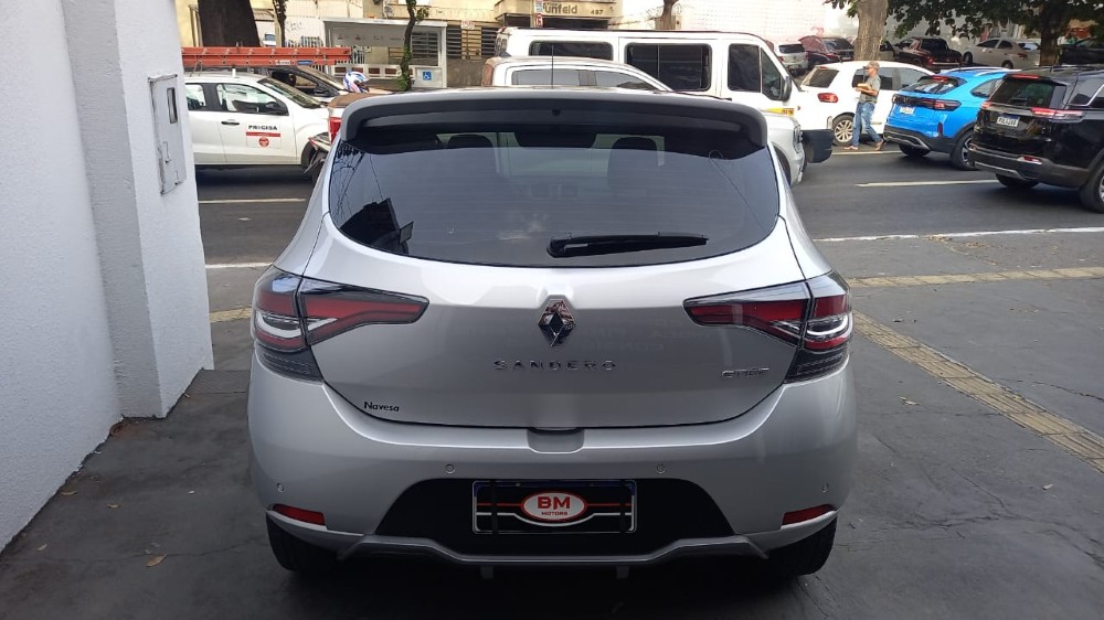 
								Sandero GTLine total									